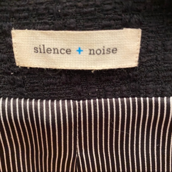SILENCE + NOISE Black Open Front Blazer. Size M - Picture 2 of 6